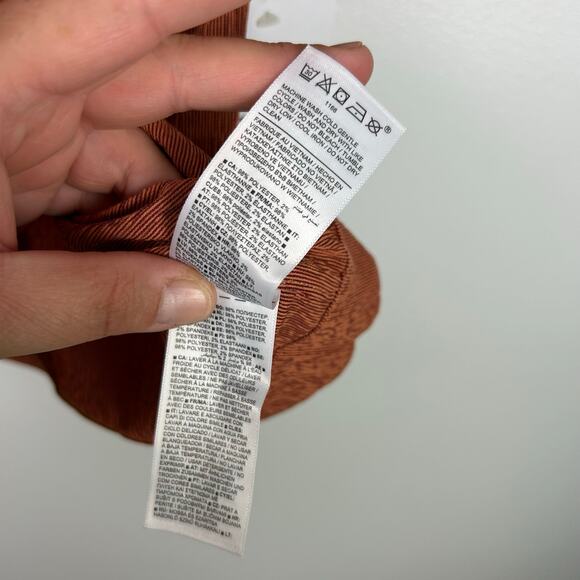 NEW Athleta Echo Top Blouse Rust Burnt Orange Shirt Lightweight Size Small - Picture 6 of 10